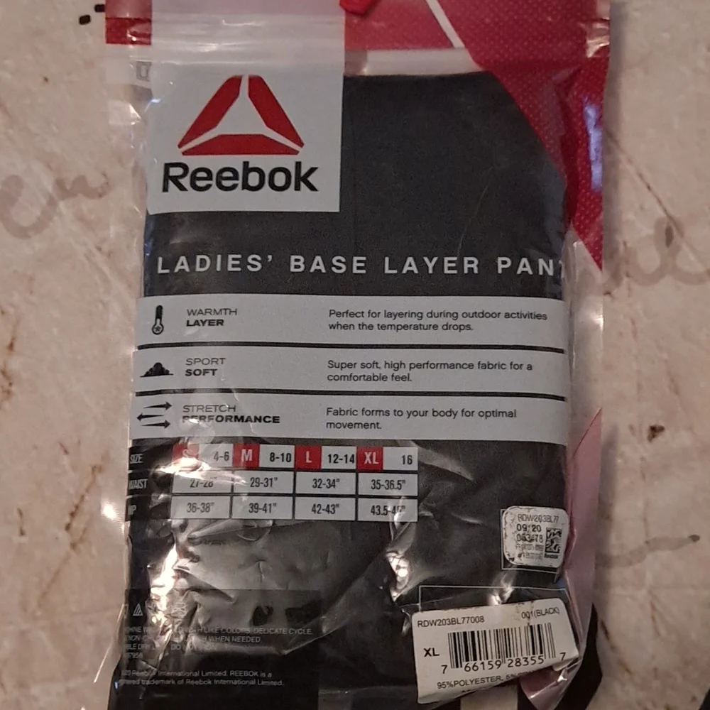 2pc Reebok Soft performance warmth layer set - Picture 3 of 3